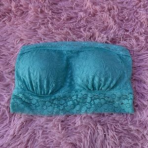 Light blue strapless lace bandeau bralette 🦋